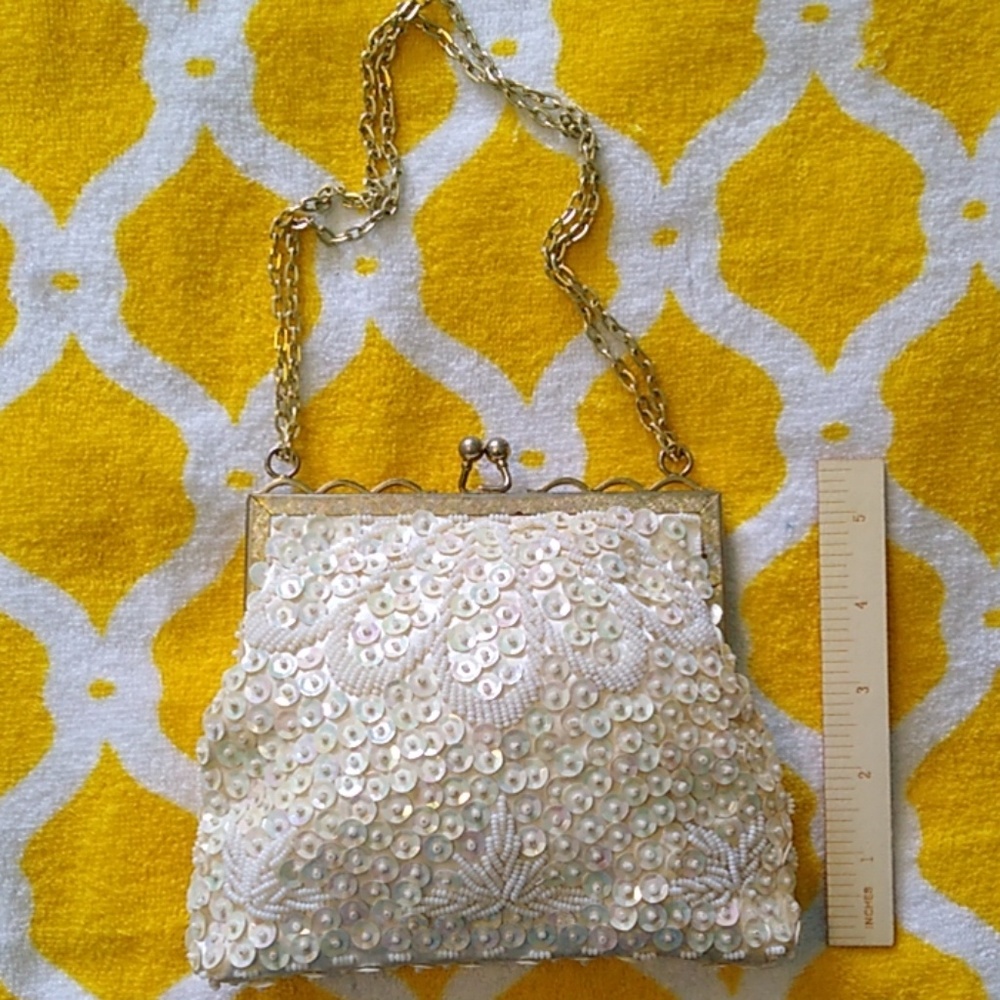 🟢 Vintage Bead/Sequin Purse